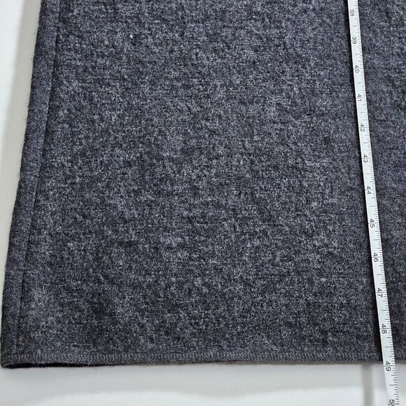 Laurel Cardigan Women 36 Gray Long Buttons LS Virgin Wool Luxury Timeless Pocket - Picture 8 of 13